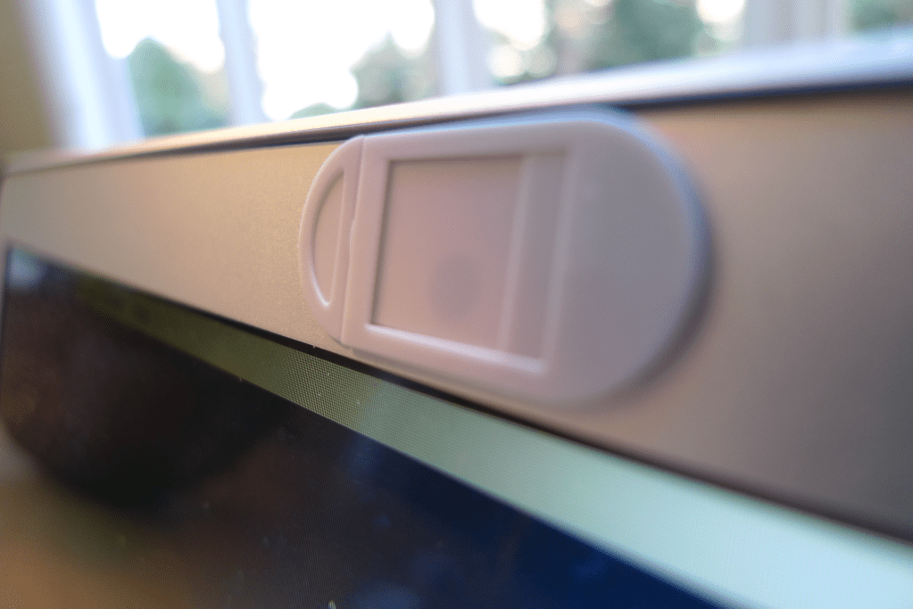 Accesorio disponible en el mercado, para cubrir nuestra cámara.