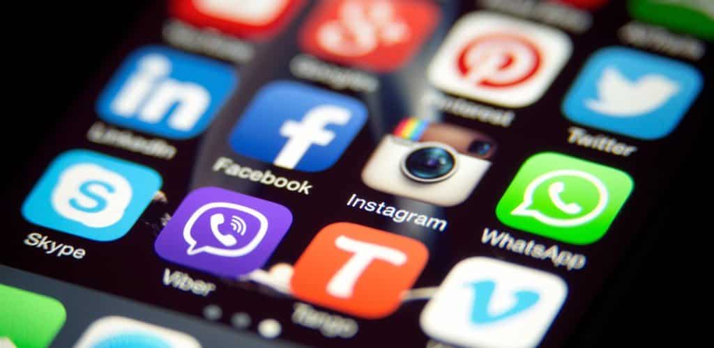 ¿Sabes qué información recopilan sobre ti las aplicaciones de mensajería?